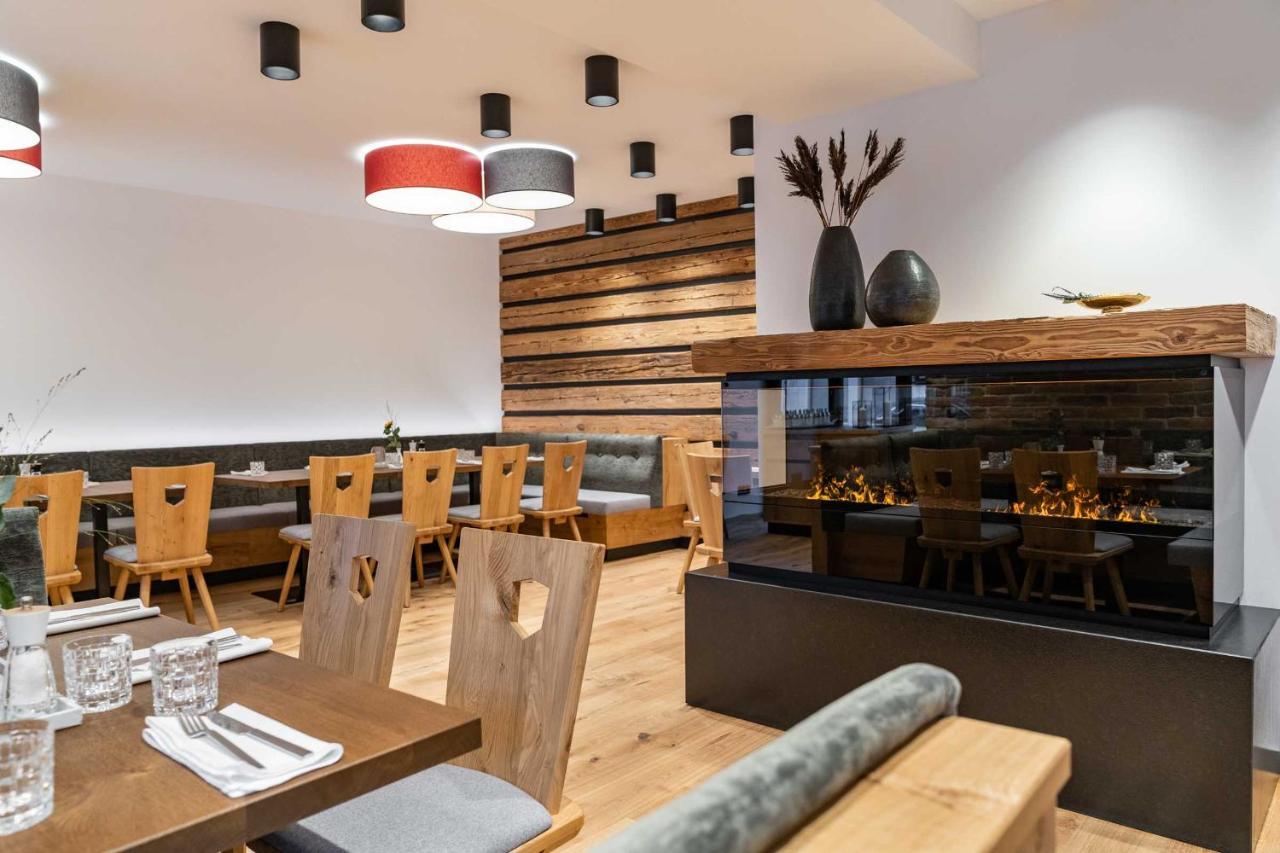 Hotel Goldener Hirsch Kaufbeuren Kültér fotó