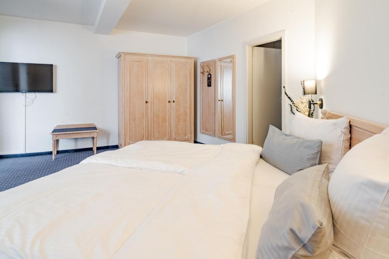Hotel Goldener Hirsch Kaufbeuren Szoba fotó