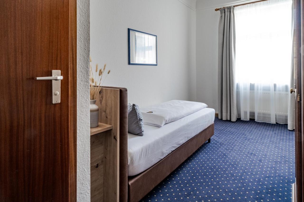 Hotel Goldener Hirsch Kaufbeuren Szoba fotó