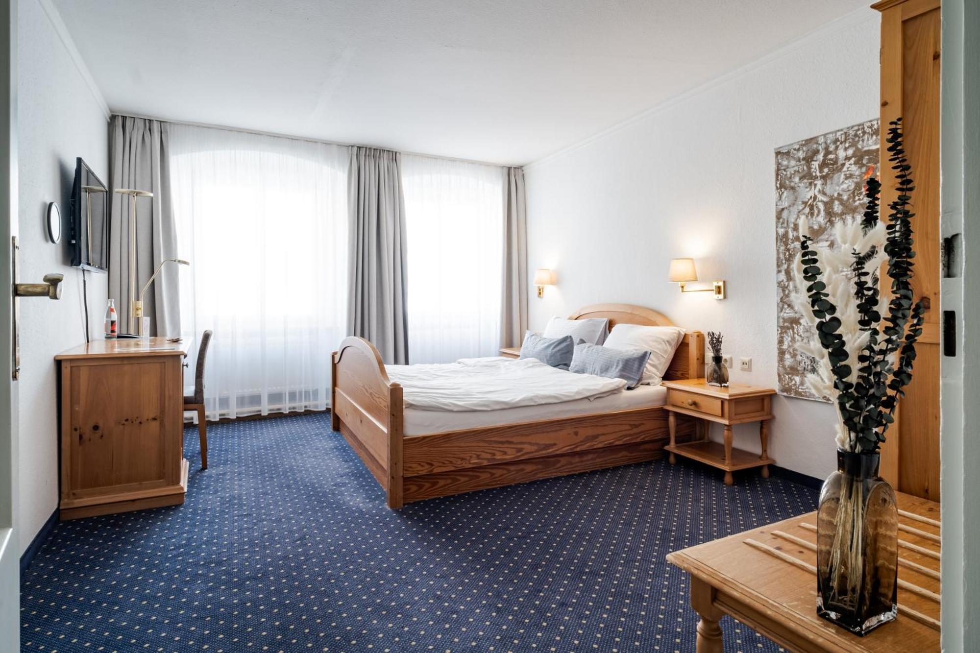 Hotel Goldener Hirsch Kaufbeuren Kültér fotó