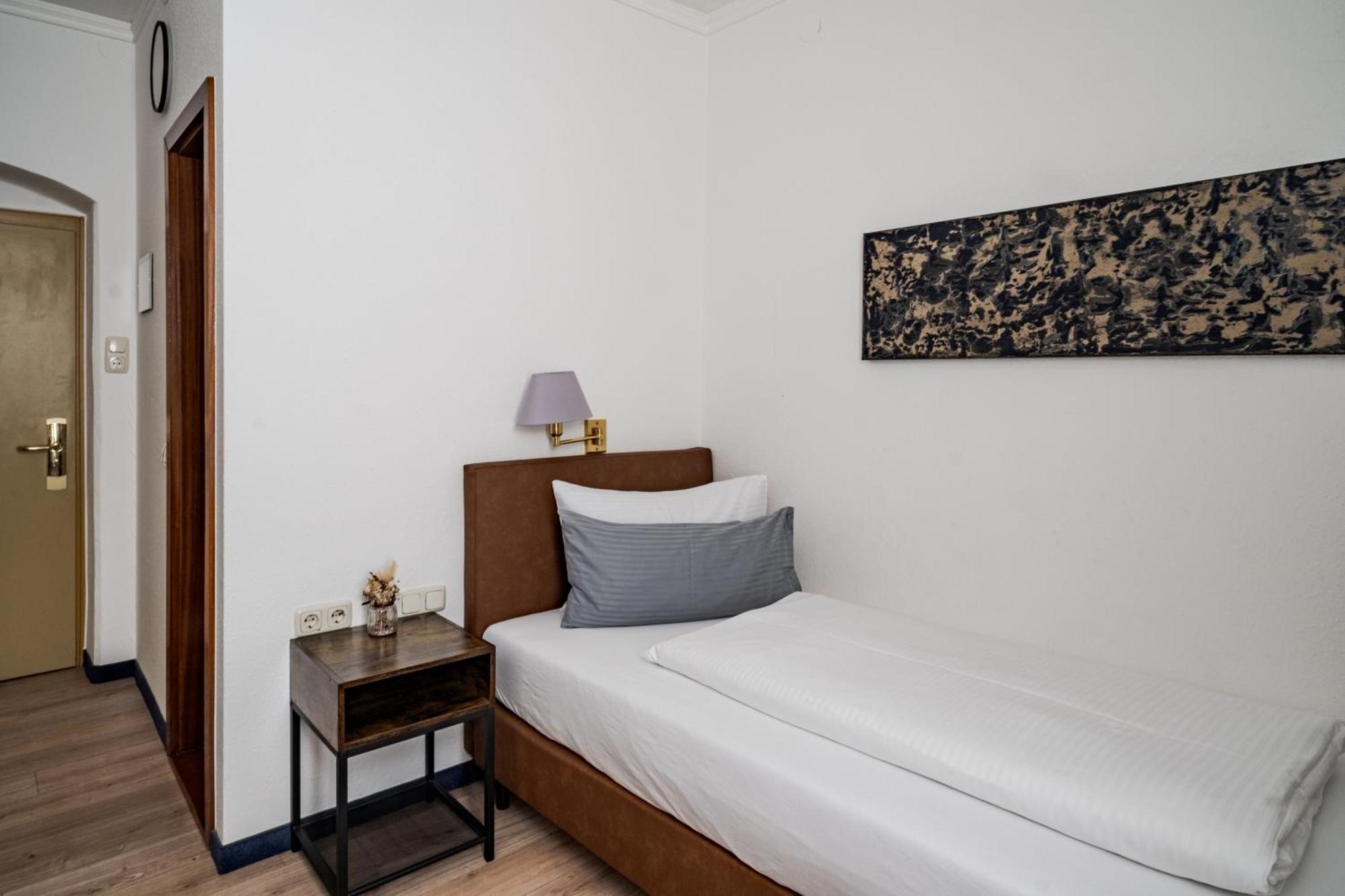 Hotel Goldener Hirsch Kaufbeuren Kültér fotó