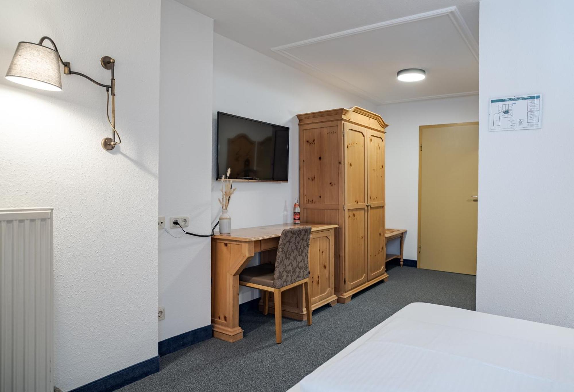Hotel Goldener Hirsch Kaufbeuren Szoba fotó